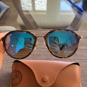 Selling these Ray-ban sunglasses